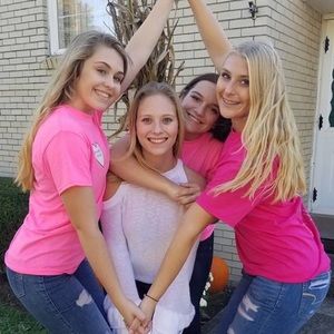 Meet your Posher, Brooke